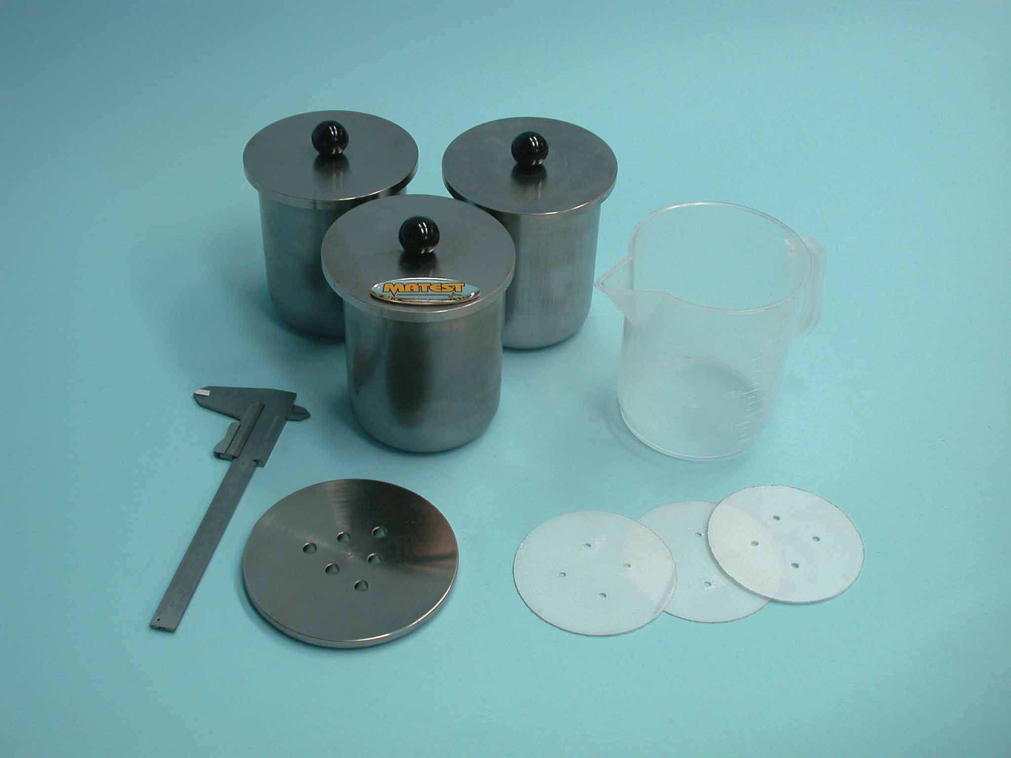 SETTLING AND SWELLING RATIO APPARATUS OG GROUTS.